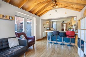 Photo 19- click for photo gallery